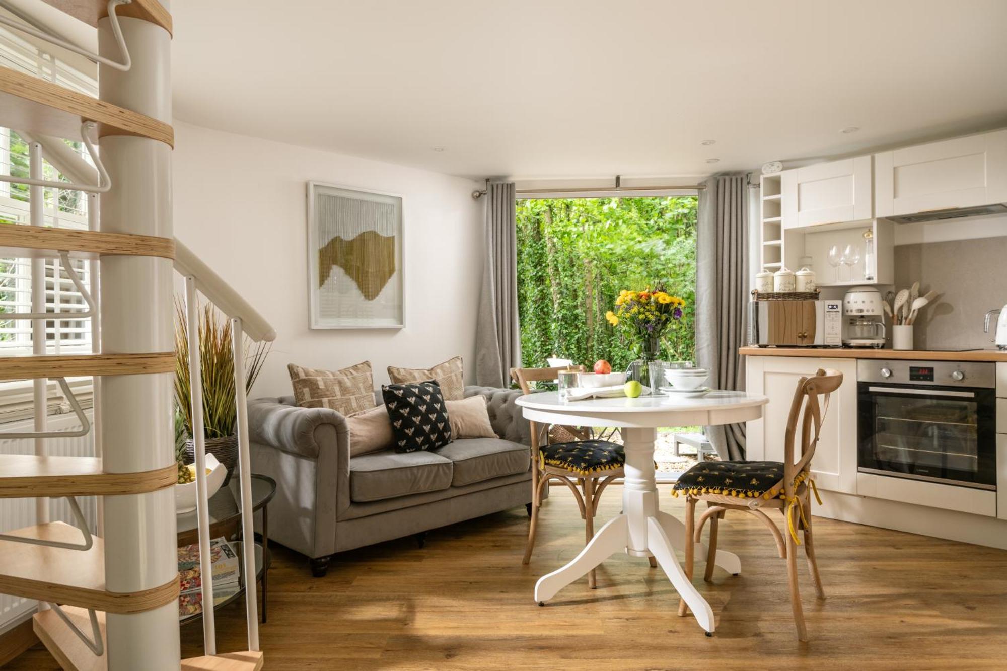 Villa Honeycombe - Treehouse In The Heart Of Dorset Blandford Forum Esterno foto