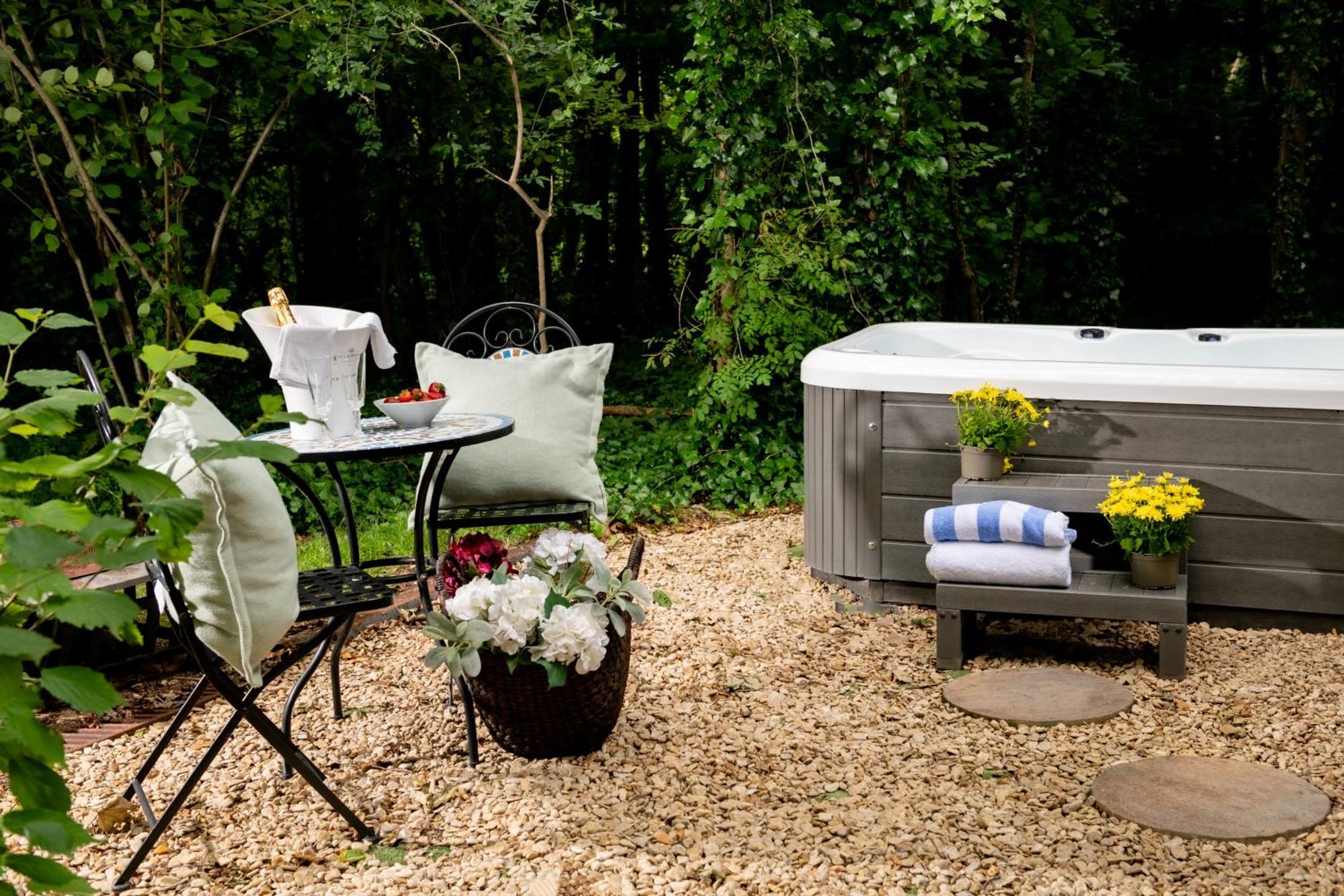 Villa Honeycombe - Treehouse In The Heart Of Dorset Blandford Forum Esterno foto