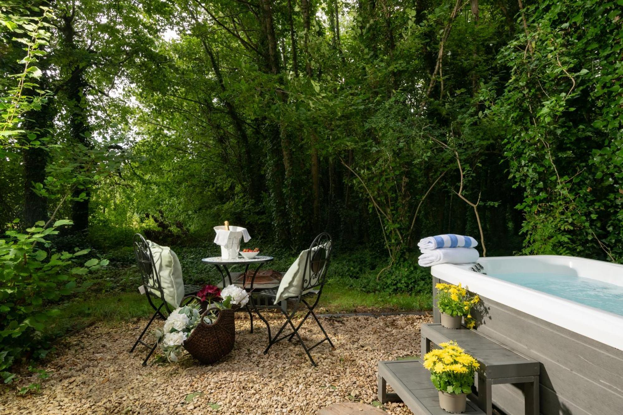 Villa Honeycombe - Treehouse In The Heart Of Dorset Blandford Forum Esterno foto